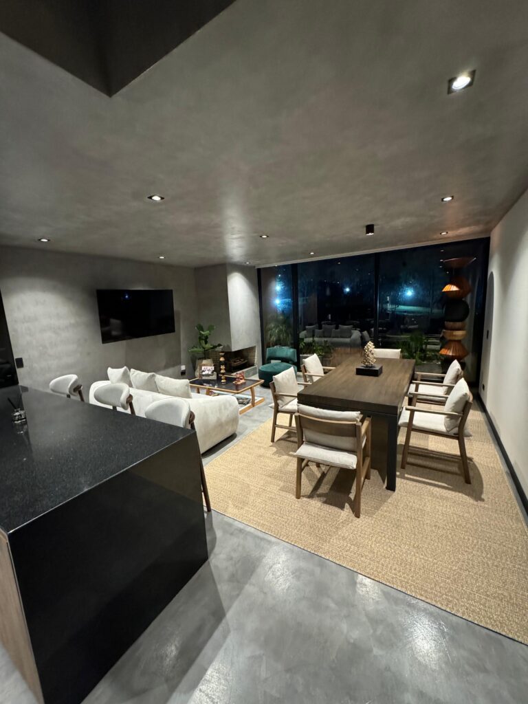 WhatsApp Image 2024-10-23 at 11.27.09 AM (1)